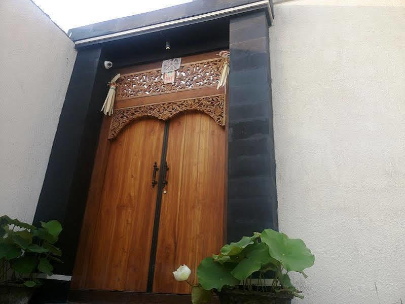 Villa De Kerobokan Dalung  Экстерьер фото